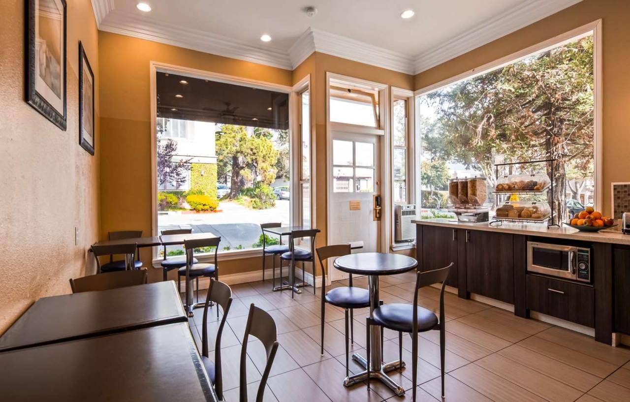 فندق بيست ويسترن كارميلز تاون هاوس لودج Carmel-by-the-Sea المظهر الخارجي الصورة